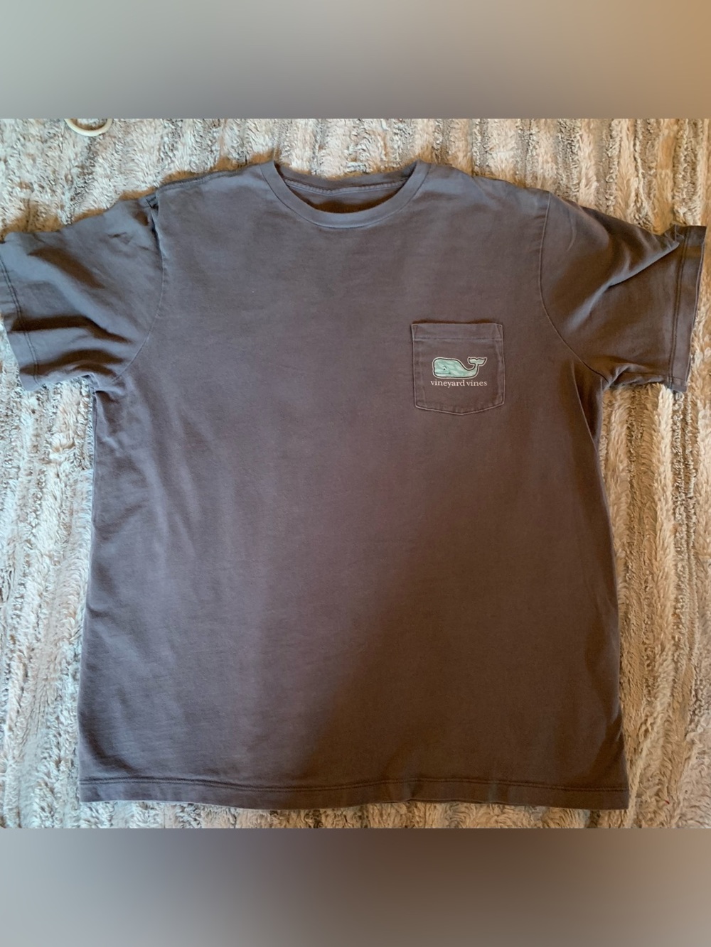 Vineyard Vines Graphic Men’s Pocket T-shirt, size Medium
